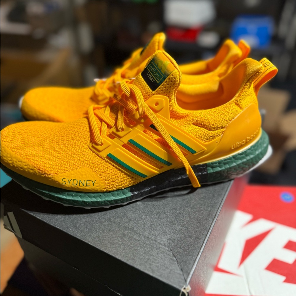 Adidas Sydney Yellow Athletic Ultra Boost ( No Box ) - Picture 2 of 5
